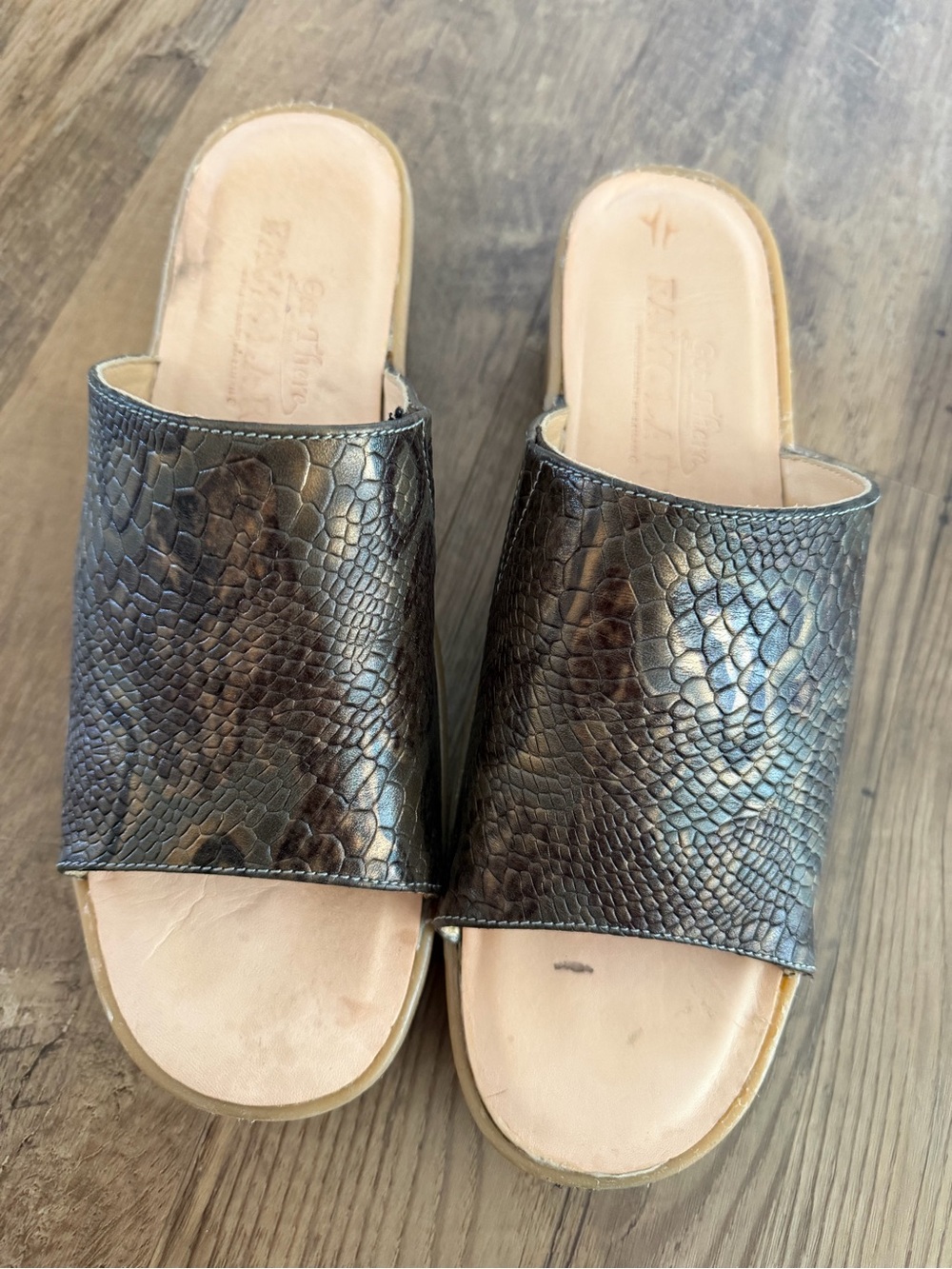 Famolare Sandals
